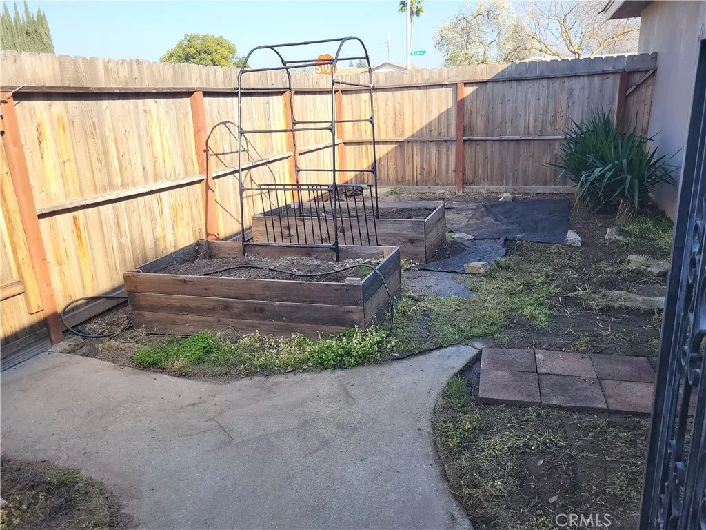 4545 N Meridian, Fresno, California 93726 home-pic-19