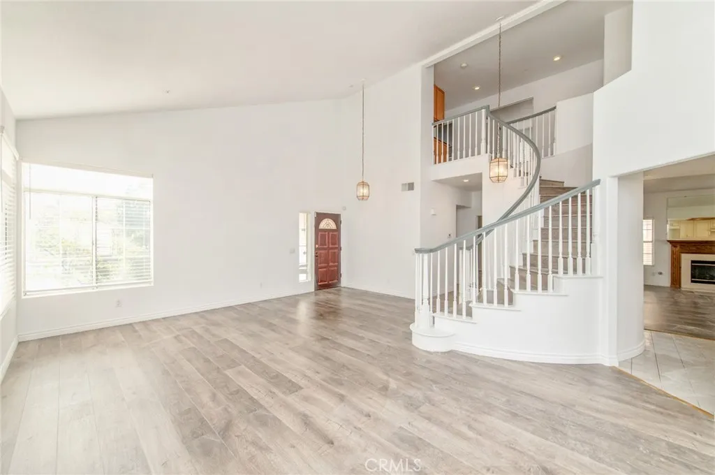 7915 Ocean, Fontana, California 92336 home-pic-6