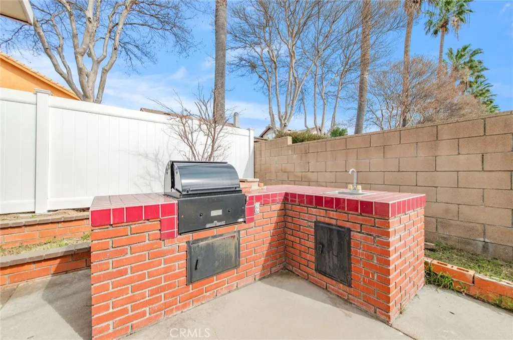 7915 Ocean, Fontana, California 92336 home-pic-37