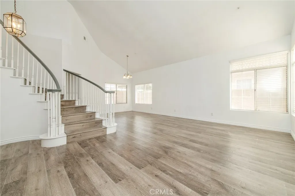 7915 Ocean, Fontana, California 92336 home-pic-4