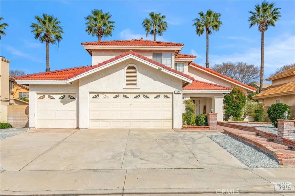 7915 Ocean, Fontana, California 92336 home-pic-1