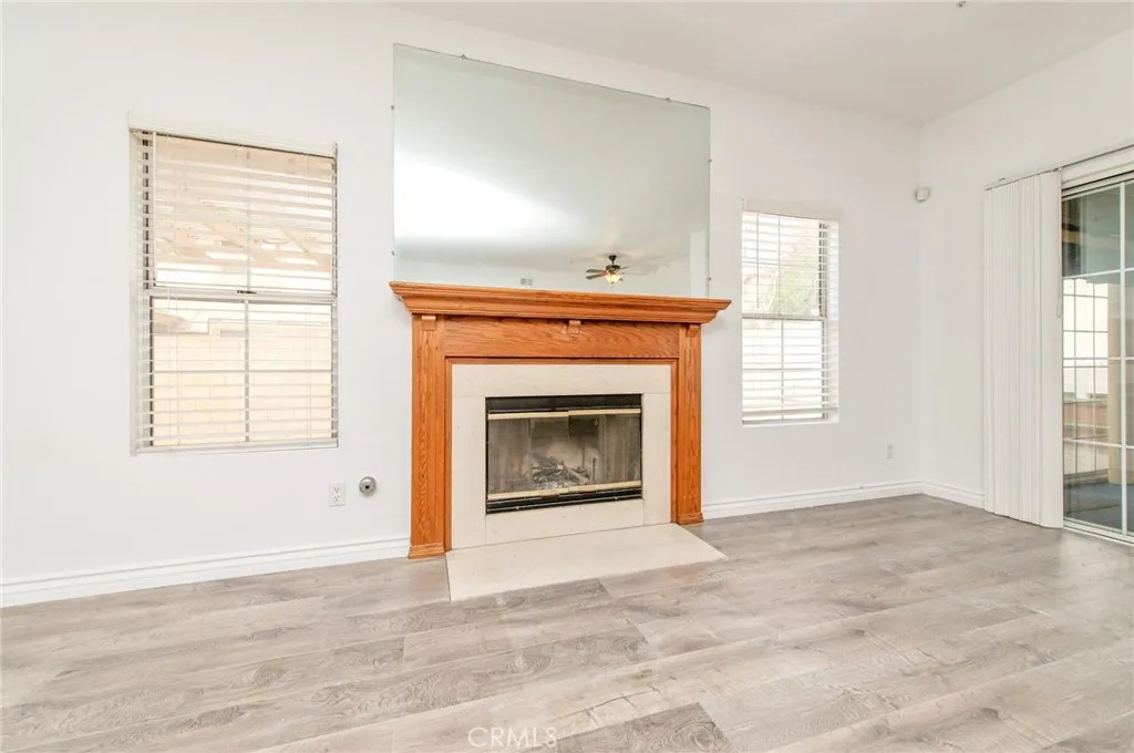7915 Ocean, Fontana, California 92336 home-pic-11