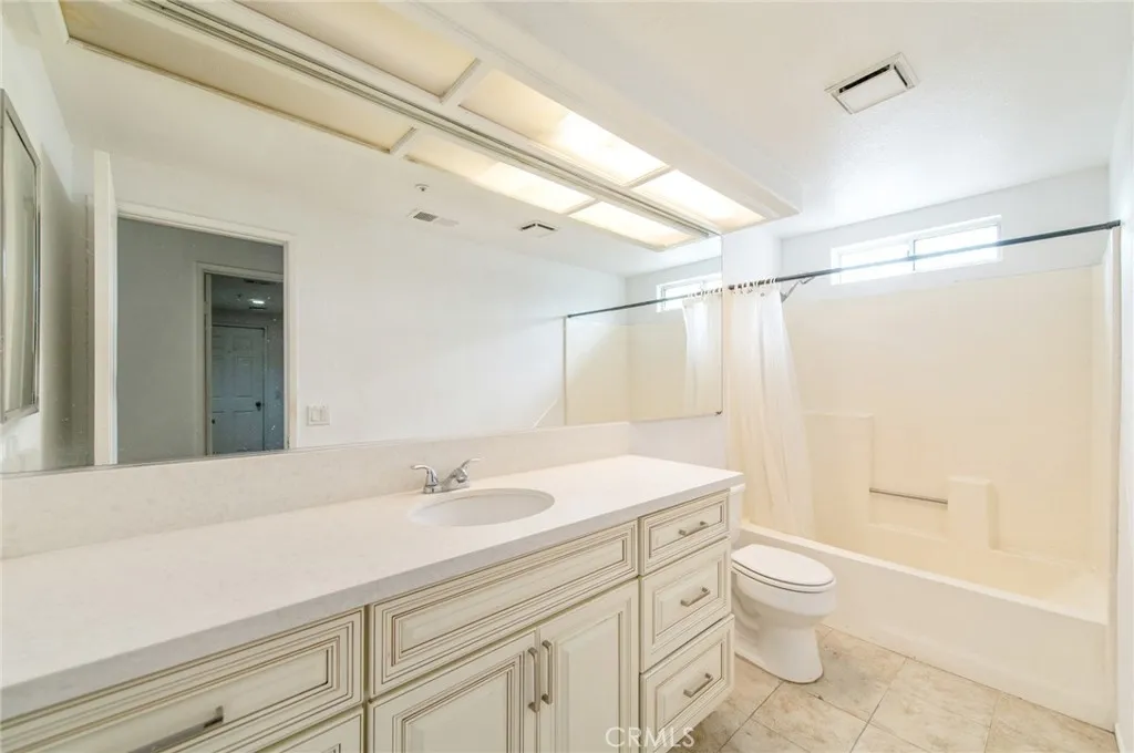 7915 Ocean, Fontana, California 92336 home-pic-20