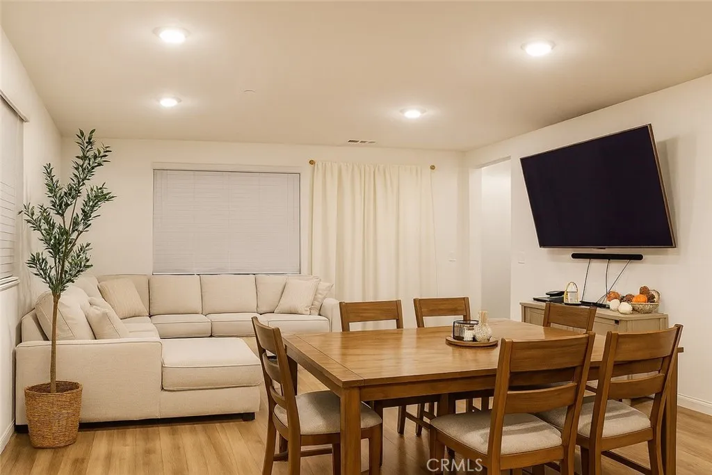 5130 Larkspur, Banning, California 92220 home-pic-4