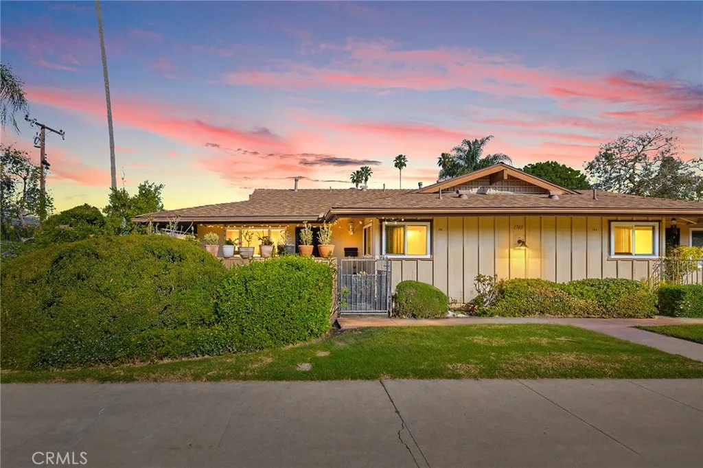 1740 E Commonwealth Avenue 101, Fullerton, California 92831 home-pic-37