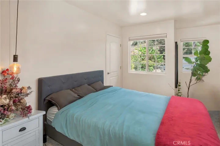 Primary Bedroom (Upstairs)