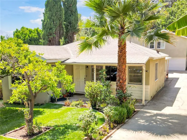829 Cooper Ave, Los Angeles, California 90042