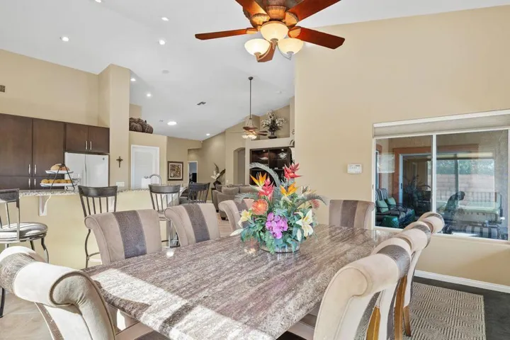 19_11986225_185918_185918-EI-119