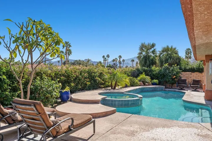 39_11986245_185918_185918-EI-139