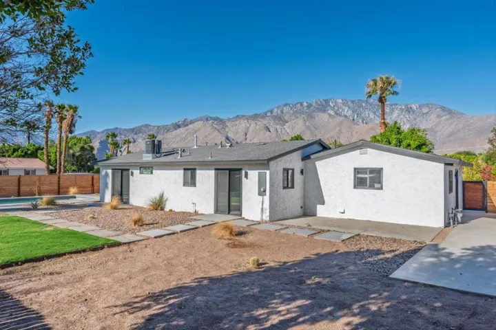 2600 N Chuperosa Road, Palm Springs, California 92262