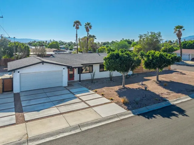 2600 N Chuperosa Road, Palm Springs, California 92262