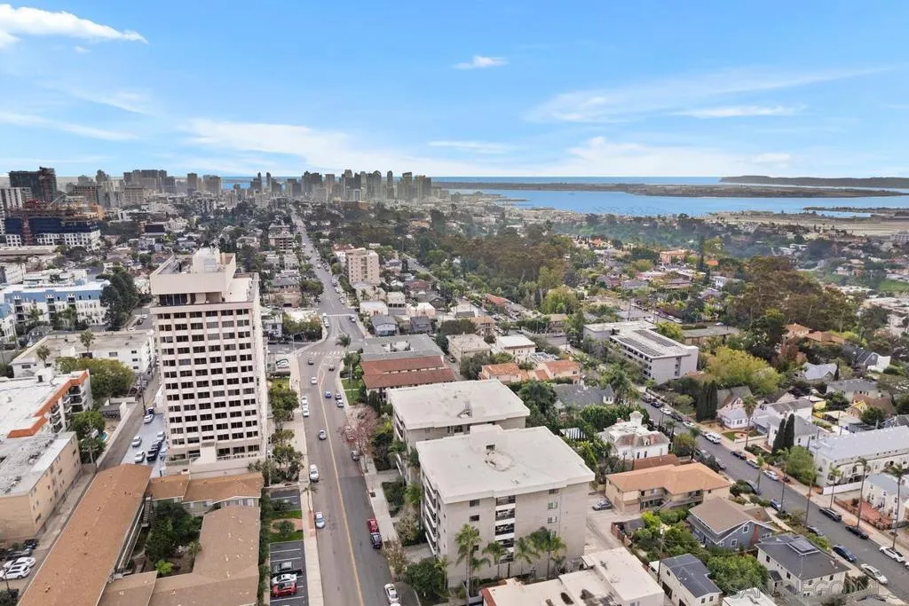 3570 1st Ave 15, San Diego, California 92103 home-pic-2