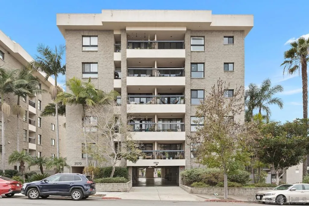 3570 1st Ave 15, San Diego, California 92103 home-pic-35