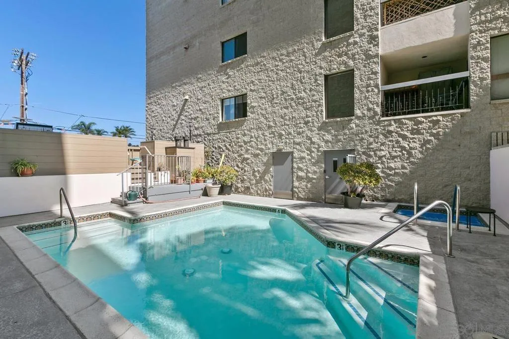 3570 1st Ave 15, San Diego, California 92103 home-pic-28