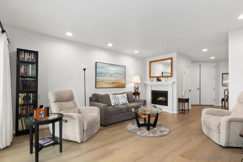 3570 1st Ave 15, San Diego, California 92103 home-pic-1