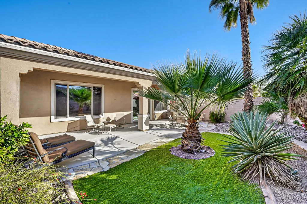 41073 Calle Pueblo, Indio, California 92203 home-pic-23