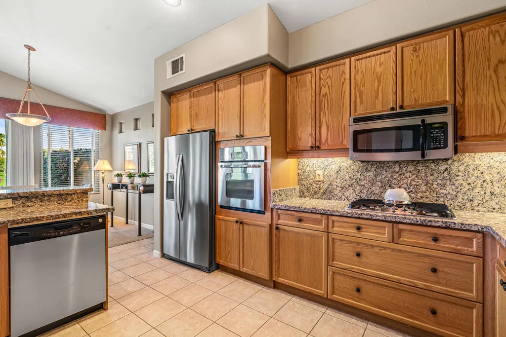 76948 Kybar Road, Palm Desert, California 92211 home-pic-19