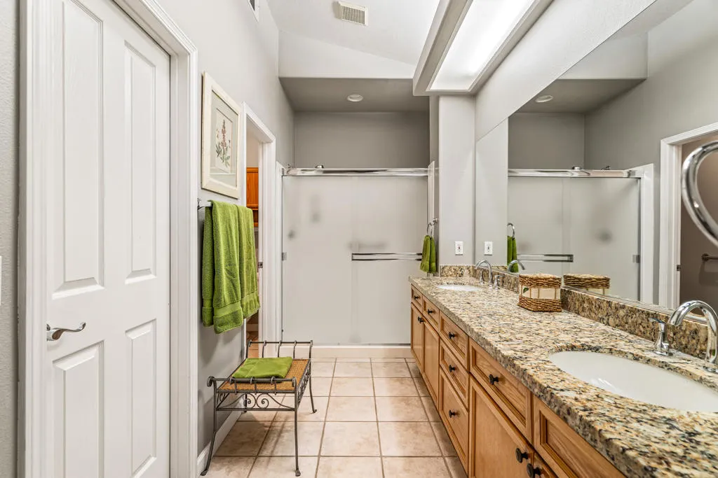 76948 Kybar Road, Palm Desert, California 92211 home-pic-24