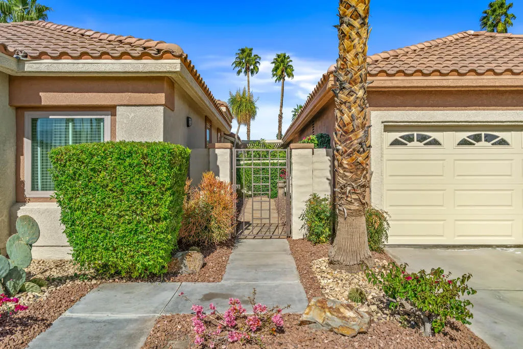 76948 Kybar Road, Palm Desert, California 92211 home-pic-5