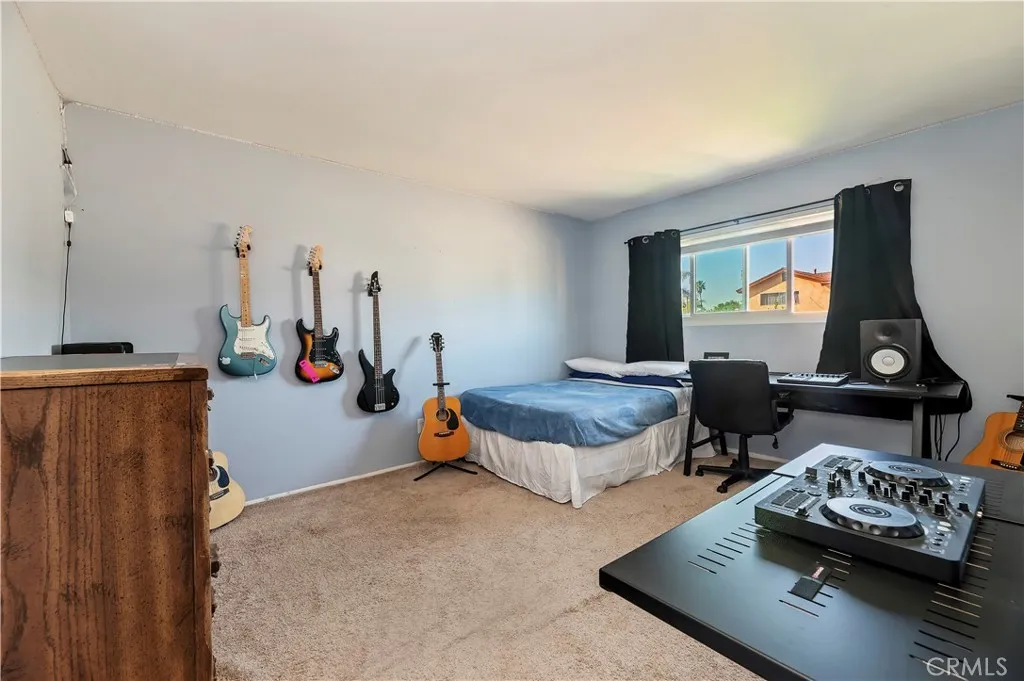 2644 S Cucamonga, Ontario, California 91761 home-pic-25