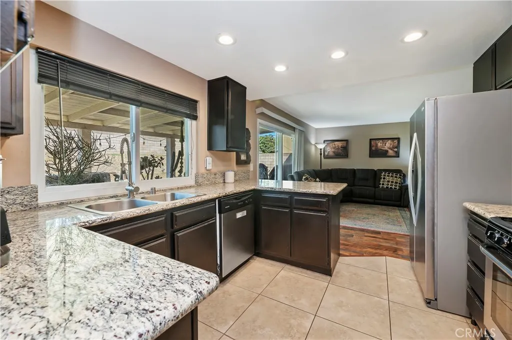 2644 S Cucamonga, Ontario, California 91761 home-pic-17