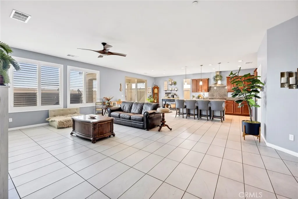 31524 Mojave Red Court, Menifee, California 92584 home-pic-12