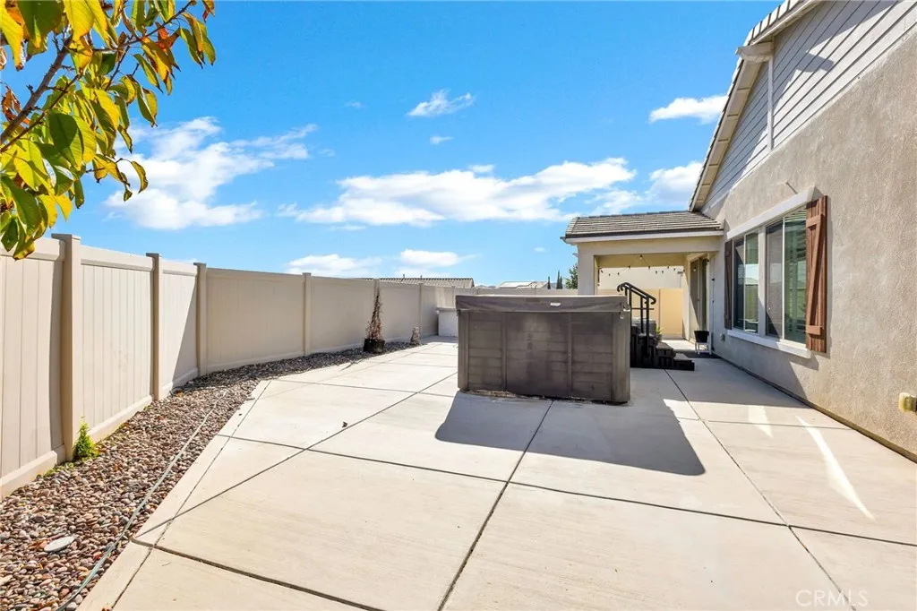 31524 Mojave Red Court, Menifee, California 92584 home-pic-33