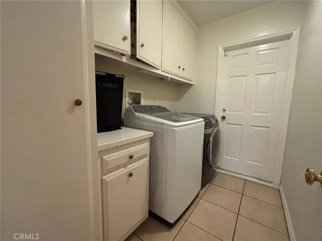 715 N Lariat, Long Beach, California 90815 home-pic-20