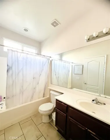 FULL DOWNSTAIRS BATHROOM