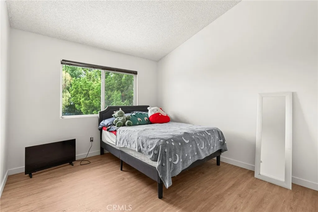 23760 Harwich Place, West Hills, California 91307 home-pic-30