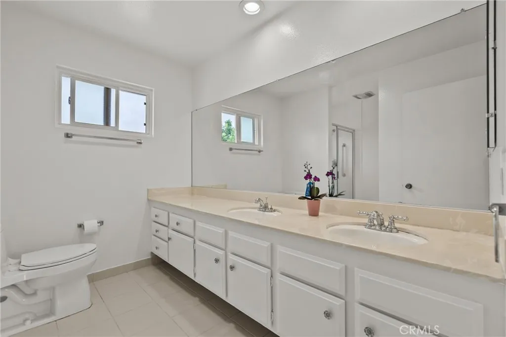 23760 Harwich Place, West Hills, California 91307 home-pic-35