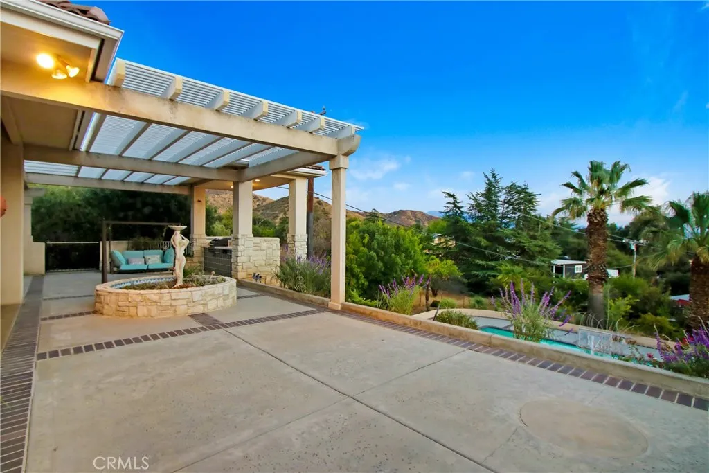 8800 Avenida Miravilla, Cherry Valley, California 92223 home-pic-42