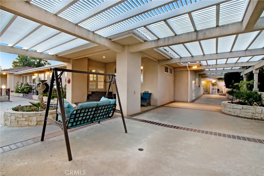 8800 Avenida Miravilla, Cherry Valley, California 92223 home-pic-44