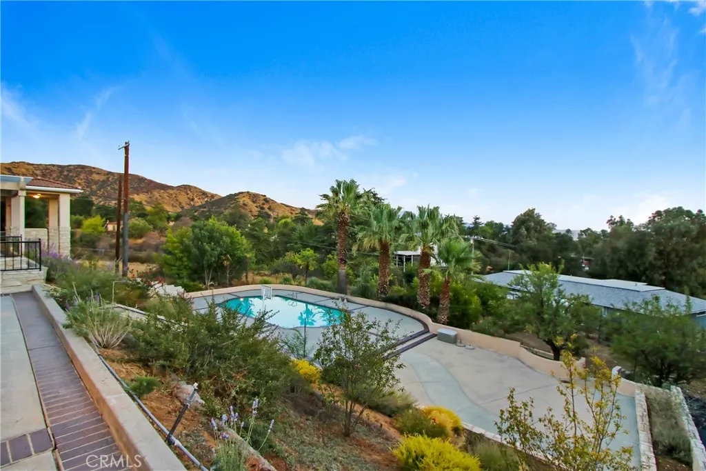 8800 Avenida Miravilla, Cherry Valley, California 92223 home-pic-49