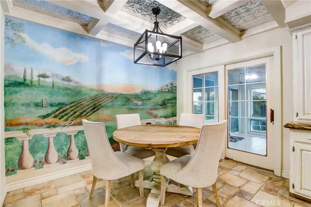 8800 Avenida Miravilla, Cherry Valley, California 92223 home-pic-13