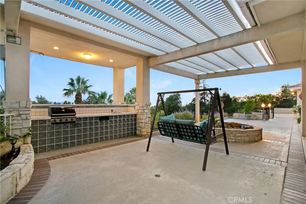 8800 Avenida Miravilla, Cherry Valley, California 92223 home-pic-45