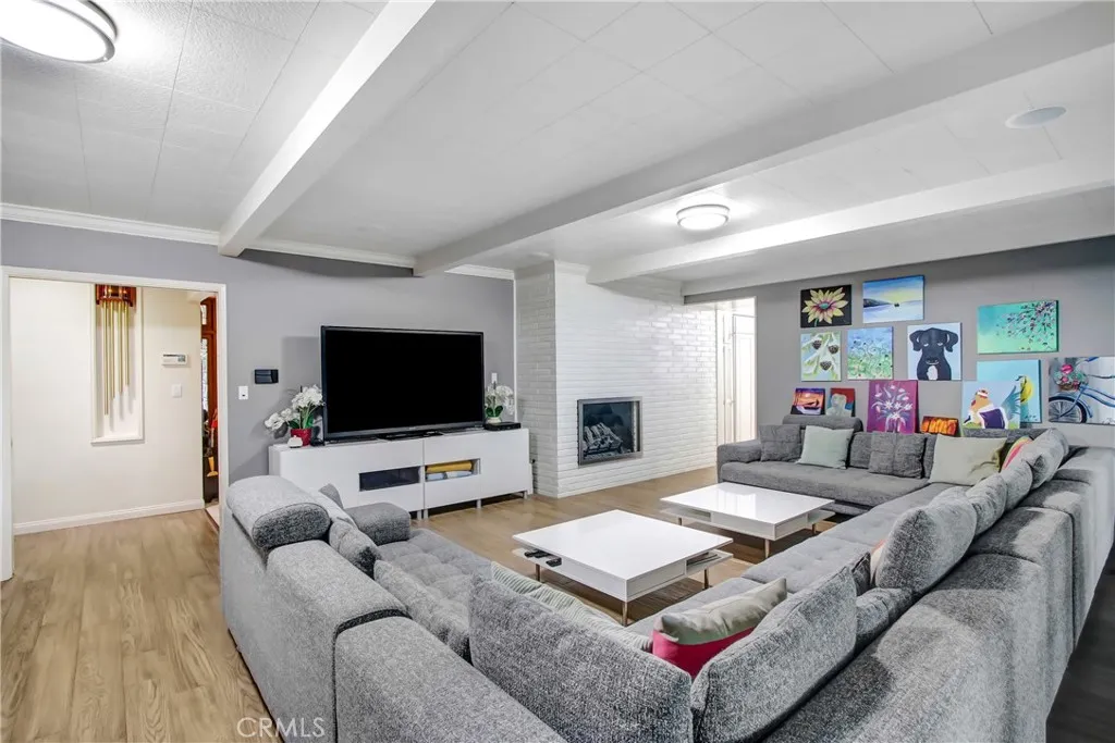 8800 Avenida Miravilla, Cherry Valley, California 92223 home-pic-16