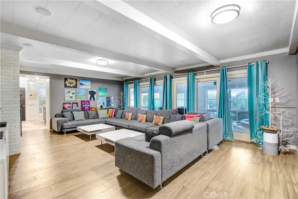 8800 Avenida Miravilla, Cherry Valley, California 92223 home-pic-15