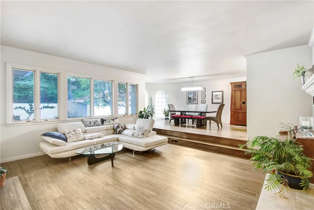 8800 Avenida Miravilla, Cherry Valley, California 92223 home-pic-5