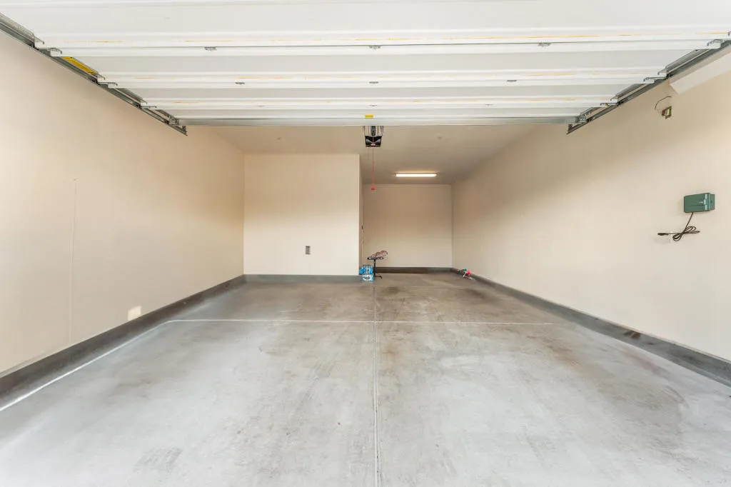 42897 Cusino Court, Indio, California 92203 home-pic-40