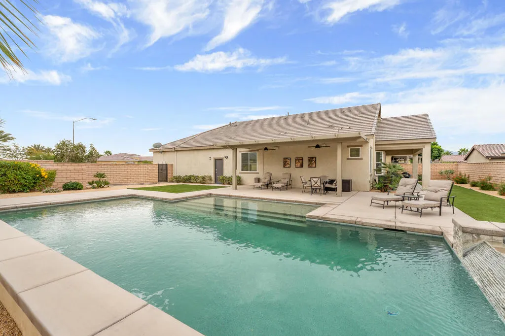 42897 Cusino Court, Indio, California 92203 home-pic-36