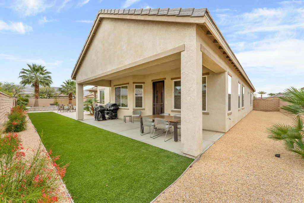 42897 Cusino Court, Indio, California 92203 home-pic-26