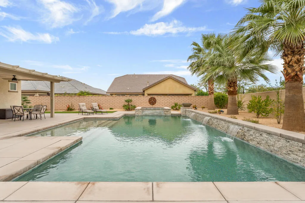 42897 Cusino Court, Indio, California 92203 home-pic-33