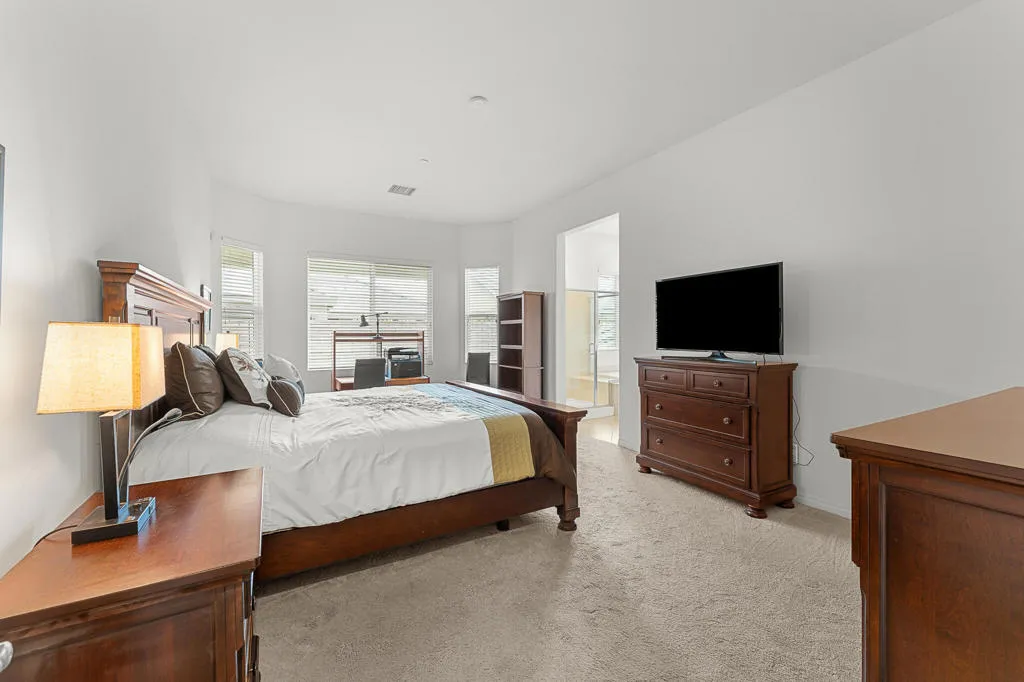 42897 Cusino Court, Indio, California 92203 home-pic-20