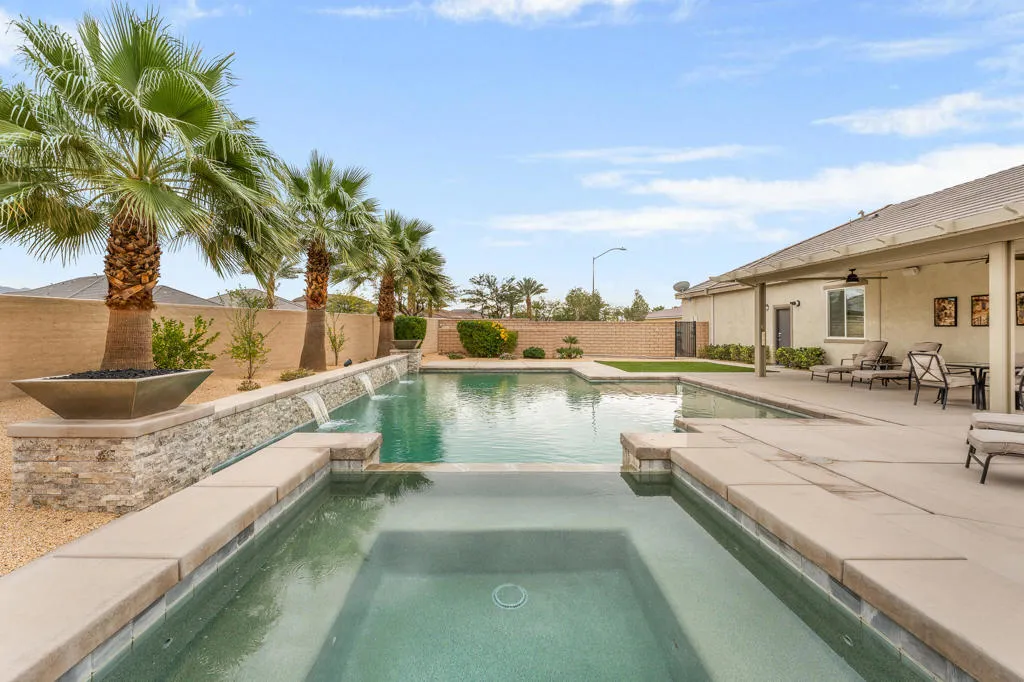 42897 Cusino Court, Indio, California 92203 home-pic-37