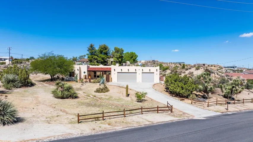 43-Were Focused 56948 Plaza del Amigo-43