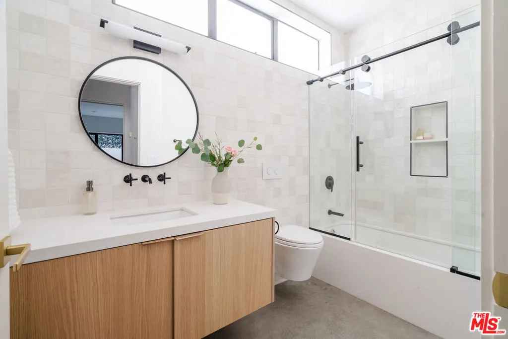 609 Broadway Street, Venice, California 90291 home-pic-19