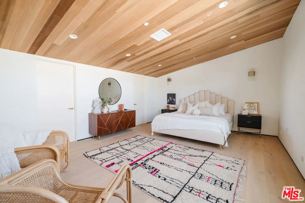 609 Broadway Street, Venice, California 90291 home-pic-14