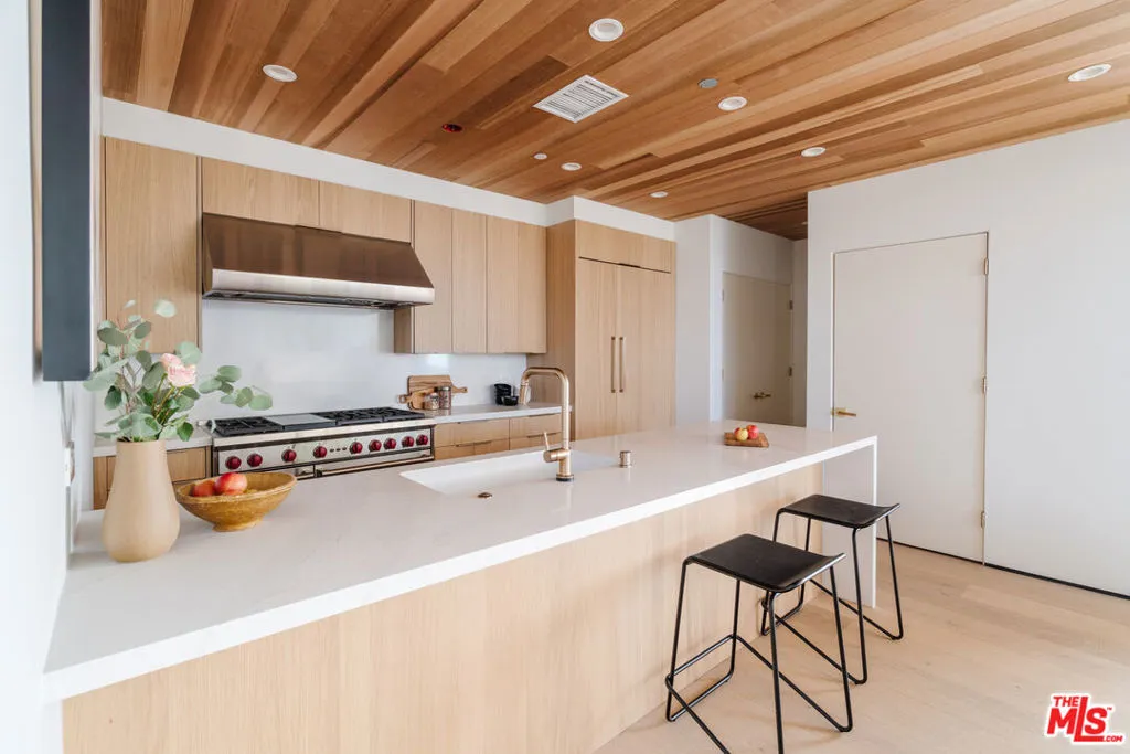 609 Broadway Street, Venice, California 90291 home-pic-25