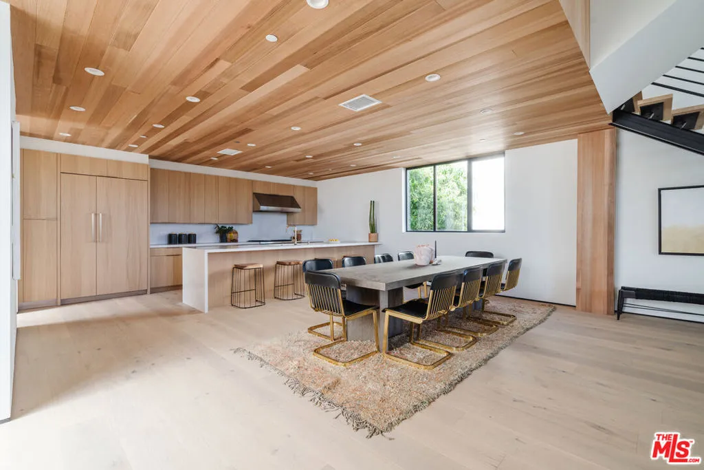 609 Broadway Street, Venice, California 90291 home-pic-10